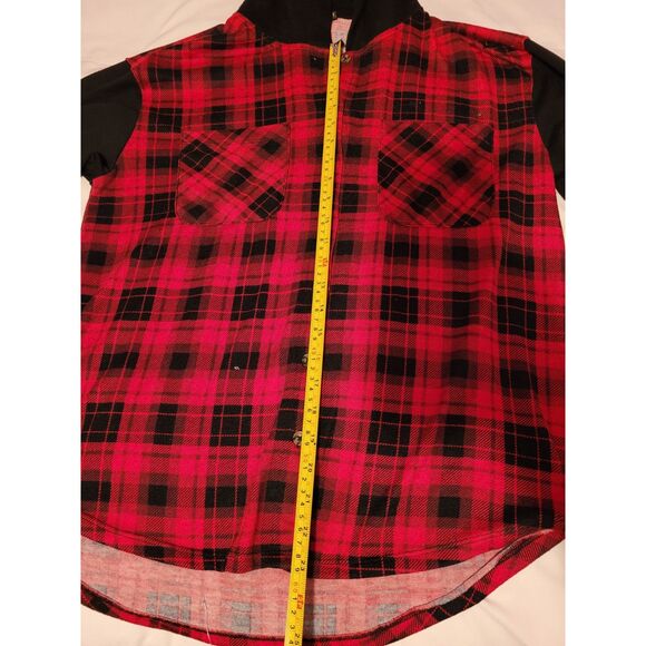 Red and Black Unisex Pullover Hoodie with Urban Edge Unleash Your Boldness - Picture 8 of 12